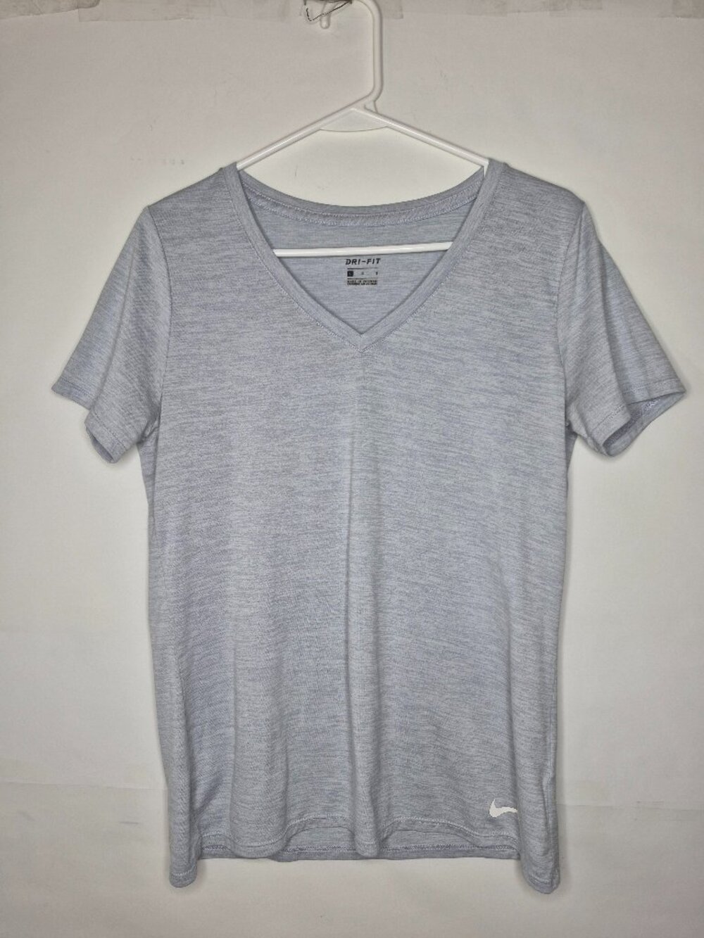 Nike Dri-Fit Womens L Heather Gray Short Sleeve V-Neck Pullover Work Out Shirt